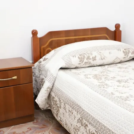 Elena Gorice 招待所