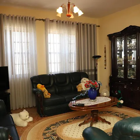 ゲストハウス Elena Gorice ベラト