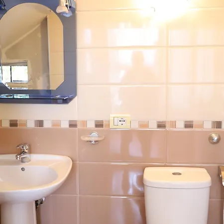 招待所 Elena Gorice 培拉特