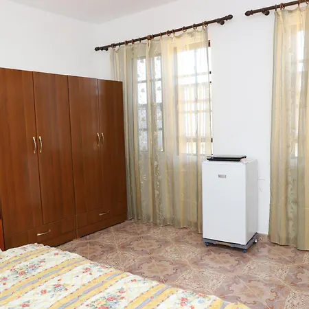 ゲストハウス Elena Gorice *