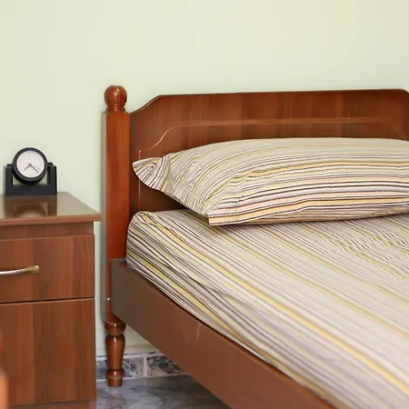 Elena Gorice 培拉特