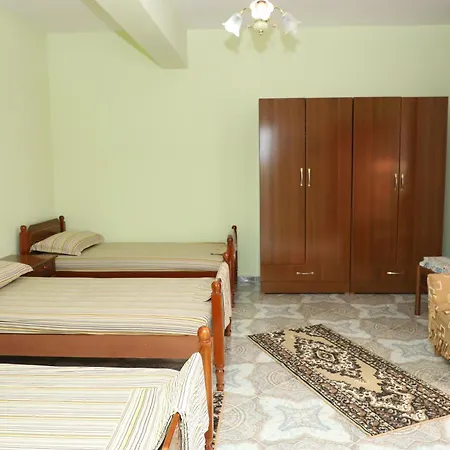 ゲストハウス Elena Gorice ベラト