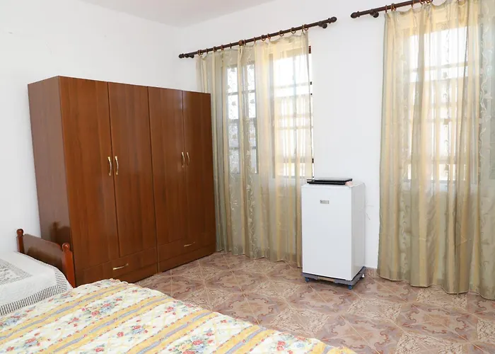 Pensjonat Elena Gorice *